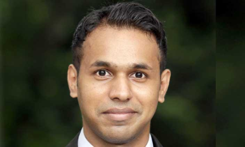 വി​വേ​കി​െൻറ വി​ജ​യം കൂ​ടു​ത​ൽ ഉ​യ​ര​ത്തി​ലേ​ക്ക്