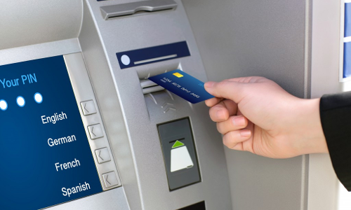 എ.ടി.എമ്മിൽനിന്ന്​ 5000 രൂപയിൽ കൂടുതൽ പിൻവലിച്ചാൽ ഫീസ്​ ഈടാക്കാൻ നിർ​േദശം