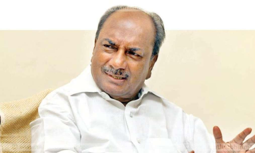 കോവിഡി​െൻറ മറവില്‍ മുഖ്യമന്ത്രി രാഷ്​ട്രീയം കളിക്കുന്നു –എ.കെ. ആൻറണി