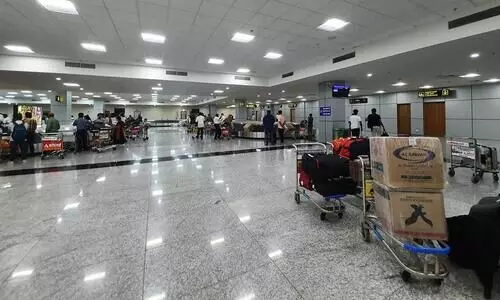 ദുബൈ വിസിറ്റിങ്​ വിസയുമായെത്തിയവർക്ക്​ കോഴിക്കോട്​ വിമാനത്താവളത്തിൽ യാത്രാ അനുമതി നിഷേധിച്ചു