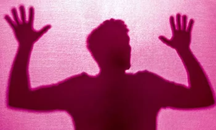 മലയാളികൾ ചതിച്ചു, ബിസിനസ്​ തകർന്നു; ദുബൈയിൽ കുടുങ്ങി അഷ്​റഫ്