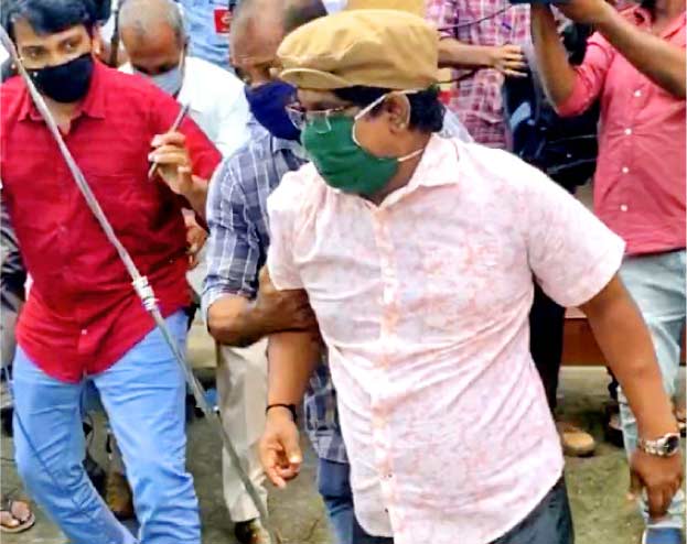 ട്രഷറി തട്ടിപ്പിൽ അറസ്റ്റിലായ ബിജുലാലിനെ സർവീസിൽ നിന്ന് പിരിച്ചുവിട്ടു ട്രഷറി തട്ടിപ്പിൽ അറസ്റ്റിലായ ബിജുലാലിനെ സർവീസിൽ നിന്ന് പിരിച്ചുവിട്ടു