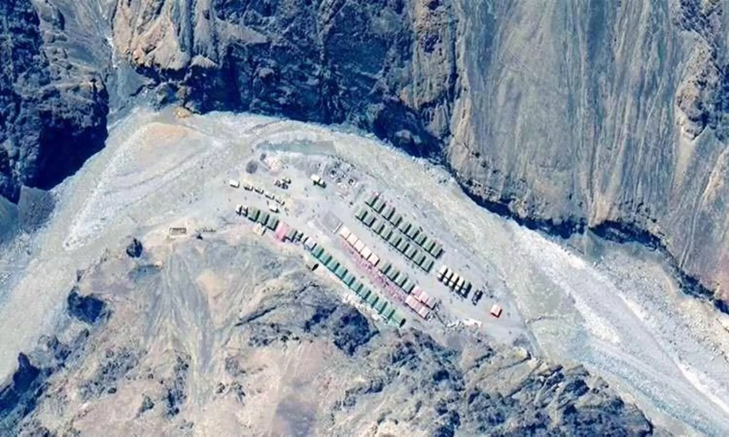 ചൈ​ന​യു​ടെ ക​ട​ന്നു ക​യ​റ്റം സ​മ്മ​തി​ച്ച്​ പ്ര​തി​രോ​ധ മ​ന്ത്രാ​ല​യ രേ​ഖ; തി​ര​ക്കി​ട്ട്​ വെ​ബ്​​സൈ​റ്റി​ൽ നി​ന്ന്​ നീ​ക്കി