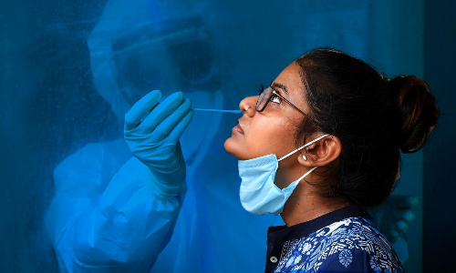 സംസ്​ഥാനത്ത്​ 1298 പേർക്ക്​ കോവിഡ്​; 1017 പേർക്ക്​ സമ്പർക്കത്തിലൂടെ രോഗം