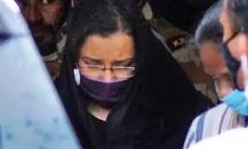 സ്വപ്നക്കെതിരെ ആദായനികുതി വകുപ്പ് അന്വേഷണവും സ്വപ്നക്കെതിരെ ആദായനികുതി വകുപ്പ് അന്വേഷണവും