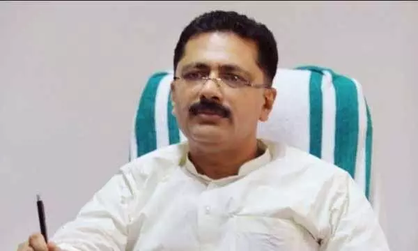 പാഴ്സലിൽ മതഗ്രന്ഥം തന്നെ; തെറ്റായ വാർത്ത നൽകിയവർക്കെതിരെ നിയമനടപടി സ്വീകരിക്കുമെന്ന് മന്ത്രി ജലീൽ