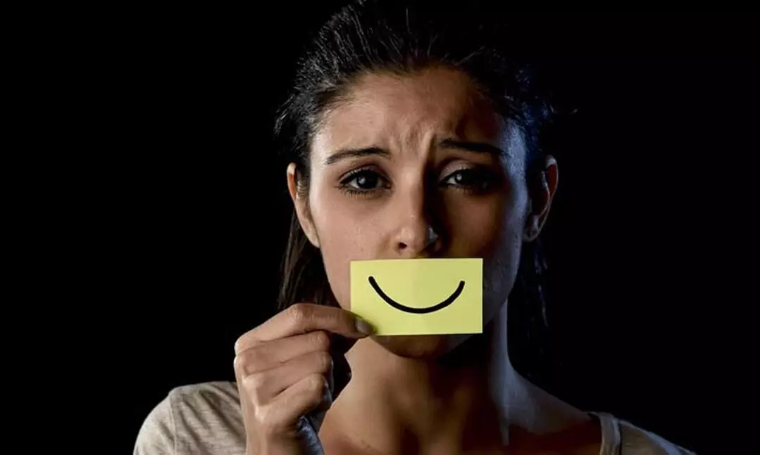 ചിരിയിൽ മറഞ്ഞിരിക്കുന്ന വിഷാദരോഗം