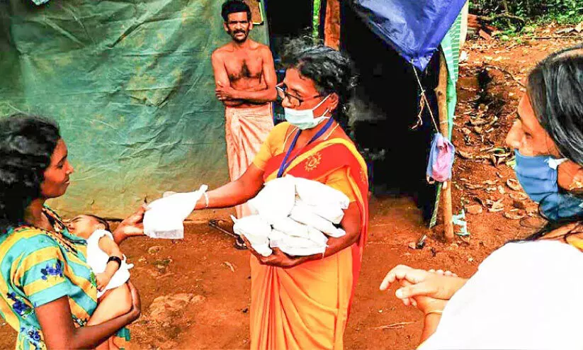 കോവിഡില്‍ കുടുംബങ്ങളിലേക്ക് എത്തി അംഗൻവാടികള്‍