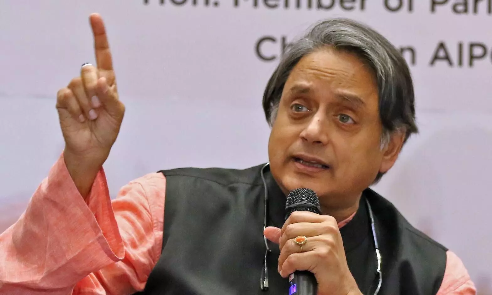 ശ്രീരാമൻ ബി.ജെ.പി യുടെ സ്വത്തല്ല; ബാബരി മസ്ജിദ് ധ്വംസനം മനസാക്ഷിക്കേറ്റ വലിയ കളങ്കം ശ്രീരാമൻ ബി.ജെ.പി യുടെ സ്വത്തല്ല; ബാബരി മസ്ജിദ് ധ്വംസനം മനസാക്ഷിക്കേറ്റ വലിയ കളങ്കം