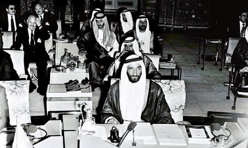 സ​മൃ​ദ്ധി​യു​ടെ വി​ക​സ​ന​ത്തി​ന്​ വി​ത്തു​പാ​കി​യ ശൈ​ഖ് സാ​യി​ദി​നെ അ​നു​സ്​​മ​രി​ച്ച് രാ​ജ്യം