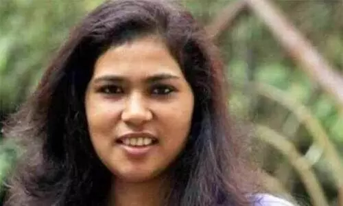 അ​ശ്ലീ​ലം പ്ര​ച​രി​പ്പി​ച്ചു, രഹ്ന ഫാത്തിമയുടെ മുൻകൂർ ജാമ്യാപേക്ഷ സുപ്രീംകോടതി തള്ളി