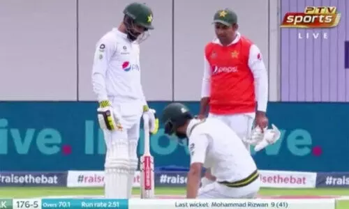 മുൻ നായകനെ വാട്ടർ ബോയ്​ ആക്കി; പാകിസ്​താൻ ടീം മാനേജ്​മെൻറിനെതിരെ ആഞ്ഞടിച്ച്​ അക്​തർ