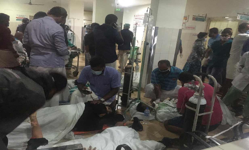 വിമാനത്താവളത്തിലും ആശുപത്രികളിലും ആശങ്കയുടെ നിമിഷങ്ങൾ