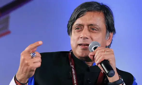 130 കോടി!; എട്ടുകോടിപേരില്ലാത്തത് സി.എ.എ, എൻ.ആർ.സി ലക്ഷ്യമിട്ടാണോയെന്ന് ആശങ്കയുണ്ട് 130 കോടി!; എട്ടുകോടിപേരില്ലാത്തത് സി.എ.എ, എൻ.ആർ.സി ലക്ഷ്യമിട്ടാണോയെന്ന് ആശങ്കയുണ്ട്