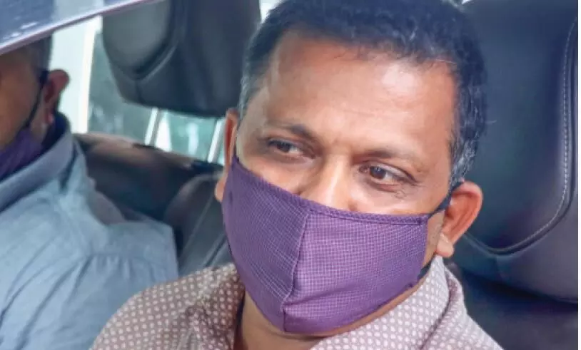 മണര്‍കാട് ശീട്ടുകളി: മാലം സുരേഷ്​ കോടതിയിൽ കീഴടങ്ങി