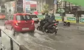 എറണാകുളം ജില്ലയിൽ 16 ക്യാമ്പുകൾ തുറന്നു; താഴ്ന്ന പ്രദേശങ്ങളിൽ വെള്ളക്കെട്ട് എറണാകുളം ജില്ലയിൽ 16 ക്യാമ്പുകൾ തുറന്നു; താഴ്ന്ന പ്രദേശങ്ങളിൽ വെള്ളക്കെട്ട്