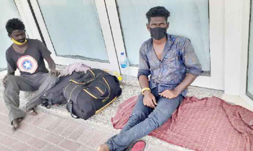 ദു​രി​ത​പ​ർ​വം താ​ണ്ടി പ​ട്ട​മു​ത്തു​വും രാ​ജ​ശേ​ഖ​ര​നും ഇ​ന്ന്​ നാ​ട്ടി​ലേ​ക്ക്​