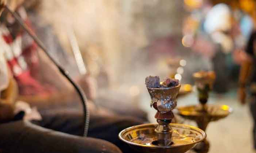 ഹു​ക്ക ക​ഫേ​ക​ള്‍ വീ​ണ്ടും തു​റ​ക്കു​ന്ന​തി​ന്​ അ​ജ്മാ​ൻ ന​ഗ​ര​സ​ഭ അ​നു​മ​തി