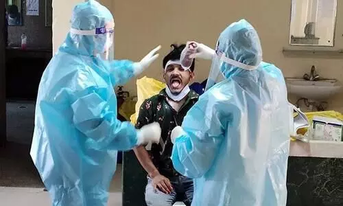 കു​മ്പി​ടി​യി​ല്‍ പോ​സ്​​റ്റ്​​മോ​ര്‍ട്ടം ന​ട​ത്തി സം​സ്‌​ക​രി​ച്ച ആ​ള്‍ക്ക് കോ​വി​ഡ്