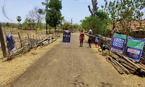 നഗരങ്ങൾ കടന്ന് ഗ്രാമങ്ങളിലേക്കും കോവിഡ്; പ്രതിരോധ പ്രവർത്തനങ്ങൾ വെല്ലുവിളിയാകുന്നു നഗരങ്ങൾ കടന്ന് ഗ്രാമങ്ങളിലേക്കും കോവിഡ്; പ്രതിരോധ പ്രവർത്തനങ്ങൾ വെല്ലുവിളിയാകുന്നു