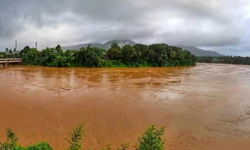പേടിപ്പെടുത്തി പേമാരി
