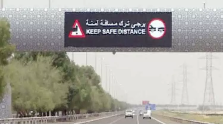 വാ​ഹ​ന​ങ്ങ​ൾ​ക്കും വേ​ണം സാ​മൂ​ഹി​ക അ​ക​ലം