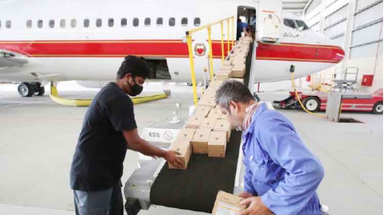 ല​ബ​നാ​നി​ലേ​ക്ക്​ ആ​ദ്യ​ഘ​ട്ടം ദു​രി​താ​ശ്വാ​സ സാ​മ​ഗ്രി​ക​ൾ അ​യ​ച്ചു