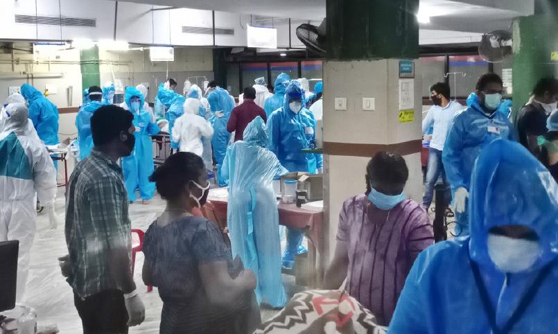 അപായസൂചനകൾ നിലക്കാതെ മുഴങ്ങിയ രാത്രി;മെഡി. കോളജിൽ ദാരുണരംഗങ്ങൾ അപായസൂചനകൾ നിലക്കാതെ മുഴങ്ങിയ രാത്രി;മെഡി. കോളജിൽ ദാരുണരംഗങ്ങൾ