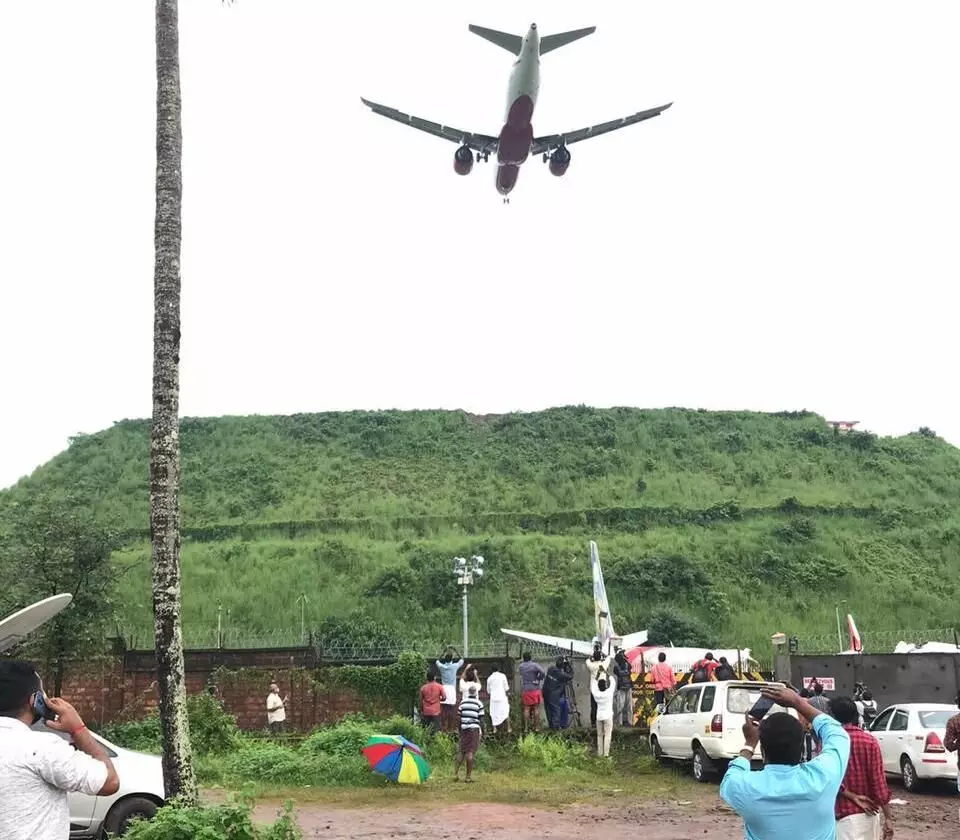 കരിപ്പൂരിൽ വിമാന സർവിസ്​ പുനരാരംഭിച്ചു