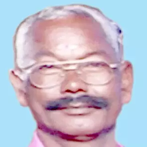 റോ​ഡി​ൽ​നി​ന്ന്​ പു​ഞ്ച​യി​ലേ​ക്ക്​ വീ​ണ വി​മു​ക്ത​ഭ​ട​ൻ മ​രി​ച്ചു