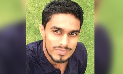 പരിക്കേറ്റിട്ടും പിഞ്ചുകുഞ്ഞിനെ കൈവിടാതെ നിയാസ്