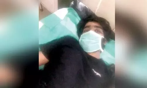 ഓർമയിൽ മായാതെ കൈ​കൂ​പ്പി നി​ൽ​ക്കു​ന്ന പൈ​ല​റ്റ്​