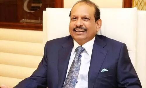 ഗാ​ന്ധി​ഭ​വ​ന് വീ​ണ്ടും 40 ല​ക്ഷം ന​ൽ​കി എം.​എ. യൂ​സു​ഫ​ലി