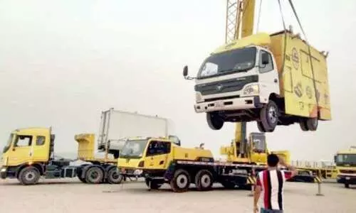 സബാഹ്​ അൽ അഹ്​മദിൽ മൊബൈൽ ഗ്രോസറികളും റസ്​റ്റാറൻറുകളും നീക്കി