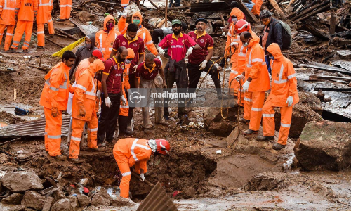 പെട്ടിമുടി: പ്രതികൂല കാലാവസ്ഥയിലും തി​ര​ച്ചി​ൽ നാലാം ദിവസത്തിലേക്ക്​