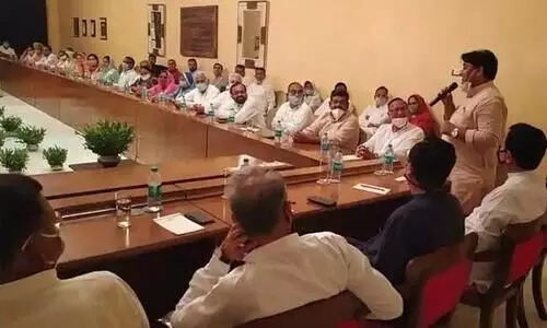 രാജസ്ഥാൻ പ്രതിസന്ധി: വിമത എം.എല്‍.എരെ തിരിച്ചു വരാൻ അനുവദിക്കരുതെന്ന്​ ഗെ​ലോട്ട് പക്ഷം