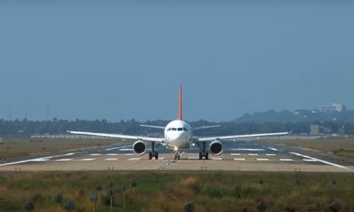 തിരുവനന്തപുരം വിമാനത്താവളത്തില്‍ ലാന്‍ഡിങ്ങിന് പ്രതിസന്ധികളേറെ