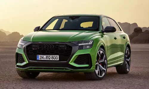 ലോകത്തിലെ വേഗതയേറിയ രണ്ടാമത്തെ എസ്​.യു.വി;  ഒാഡി ആർ.എസ്​ ക്യൂ 8 ബുക്കിങ്ങ്​ ആരംഭിച്ചു