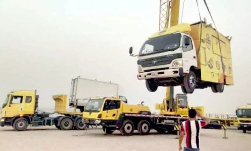 സബാഹ്​ അൽ അഹ്​മദിൽ മൊബൈൽ ഗ്രോസറികളും റസ്​റ്റാറൻറുകളും നീക്കി