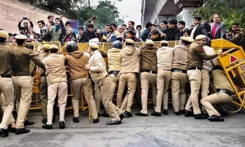 ജാമിഅ സമരക്കാര്‍ക്കെതിരെ പൊലീസി​െൻറ ലൈംഗികാതിക്രമം, റിപ്പോര്‍ട്ട് നടുക്കുന്നത്​