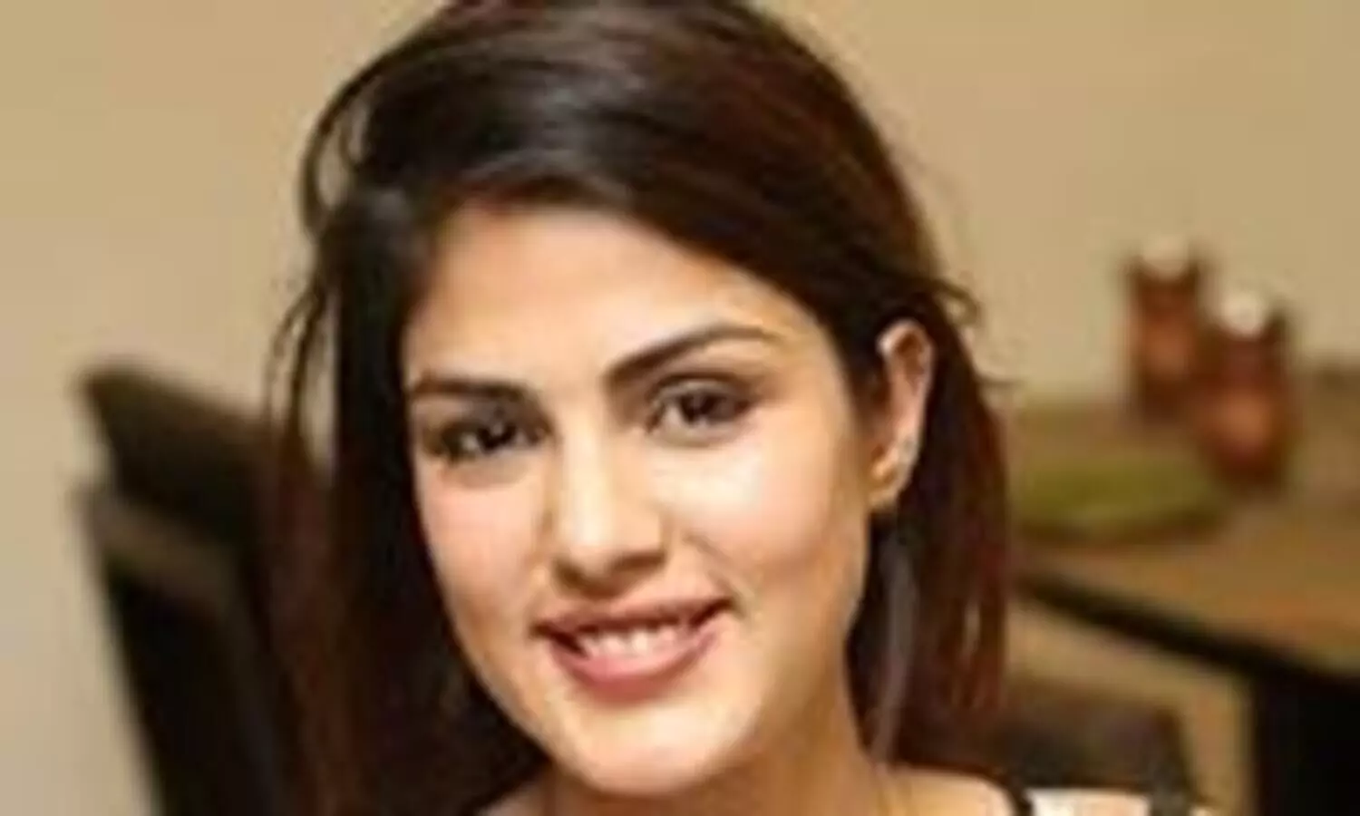 സി.ബി.െഎ ആവാം; കേസ്​ മുംബൈയിലേക്ക്​ മാറ്റണമെന്ന്​ റിയ ചക്രബർത്തി