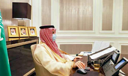 ല​ബ​നാ​ന്​ സ​ഹാ​യ​മെ​ത്തി​ച്ച ആ​ദ്യ രാ​ജ്യ​ങ്ങ​ളി​ലൊ​ന്ന്​ സൗ​ദി അ​റേ​ബ്യ