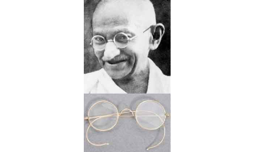 ഗാ​ന്ധി​ജി​യു​ടെ ക​ണ്ണ​ട​ക്ക്​ ബ്രി​ട്ട​നി​ൽ 14 ല​ക്ഷ​ത്തി​ന് ലേ​ലം: അ​റ​ബ്​ ലോ​ക​ത്തും വ​ലി​യ വാ​ർ​ത്ത