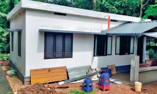 നിലമ്പൂരിൽ സ്നേഹക്കൂടൊരുക്കി മലപ്പുറം ഗവ. കോളജ്