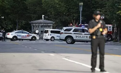 വൈറ്റ് ഹൗസിന് പുറത്ത് വെടിവെപ്പ്​; ട്രംപി​െൻറ വാർത്തസമ്മേളനം തടസപ്പെട്ടു