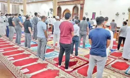 മസ്ജിദ് തുറക്കുക നമസ്കാരത്തിന് അഞ്ചു മിനിറ്റു മുമ്പ് മാത്രം മസ്ജിദ് തുറക്കുക നമസ്കാരത്തിന് അഞ്ചു മിനിറ്റു മുമ്പ് മാത്രം