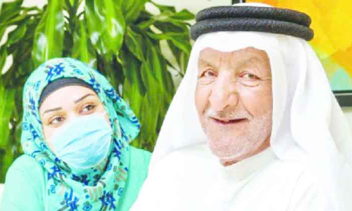 അത്രമേൽ ഇഷ്ടമാണ് വയോജനങ്ങളെ അത്രമേൽ ഇഷ്ടമാണ് വയോജനങ്ങളെ