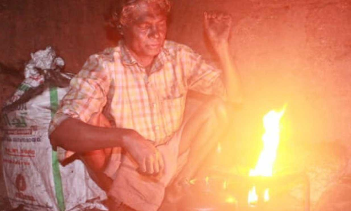 ഡീസൽ ഫ്രാൻസിസിനുവേണം, ഡീസൽ മണമില്ലാത്തൊരു ജീവിതം