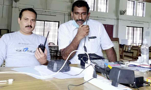 ദുരന്തഭൂമിയിലെ തത്സമയവിവരം അറിയിച്ച്​ ഹാം റേഡിയോ