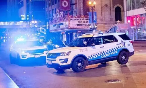 ഷികാഗോയിൽ തെരുവിലിറങ്ങി അക്രമികൾ; വ്യാപക കൊള്ള, വെടിവെപ്പ്